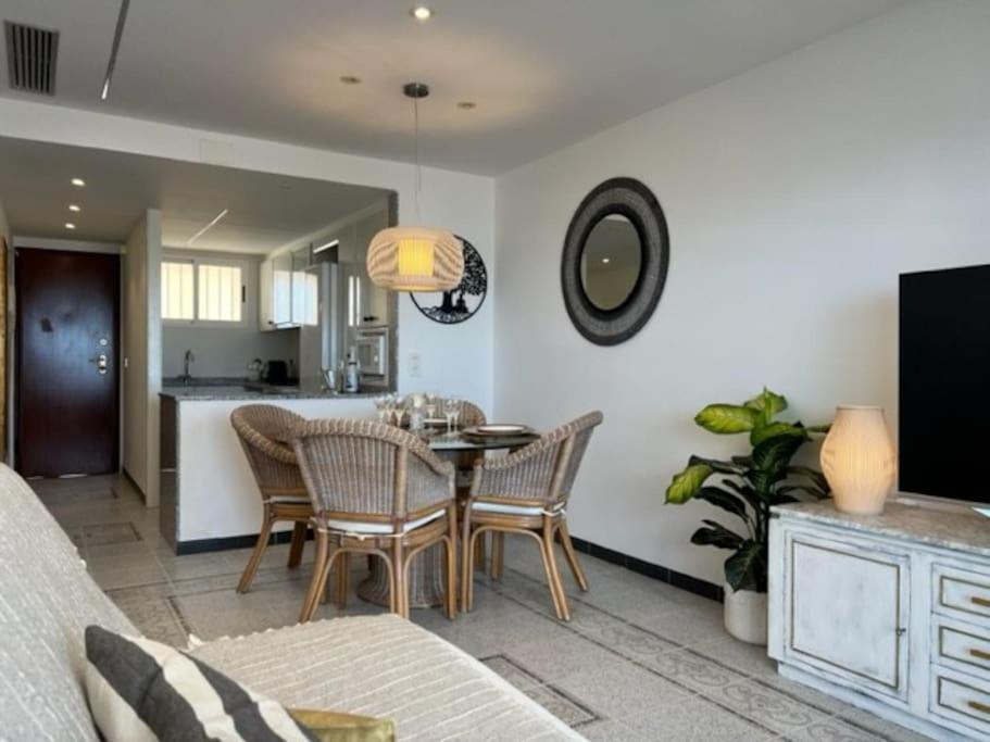 Apartamento 1ª Linea De Playa - Con Piscina Y Parking Playa de Gandia Ngoại thất bức ảnh