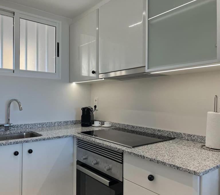 Apartamento 1ª Linea De Playa - Con Piscina Y Parking Playa de Gandia Ngoại thất bức ảnh